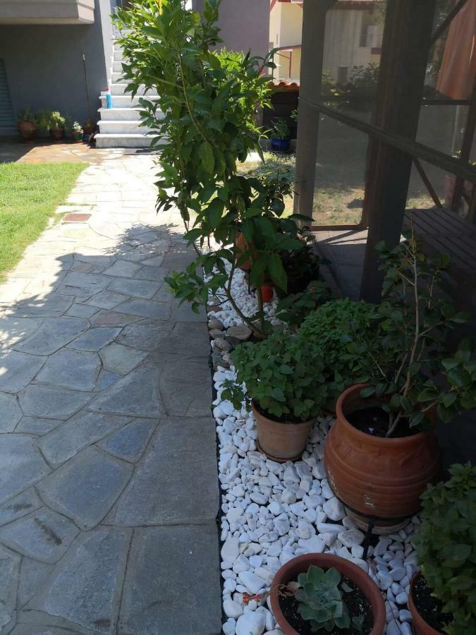 Menta Apartment Nea Iraklitsa Экстерьер фото